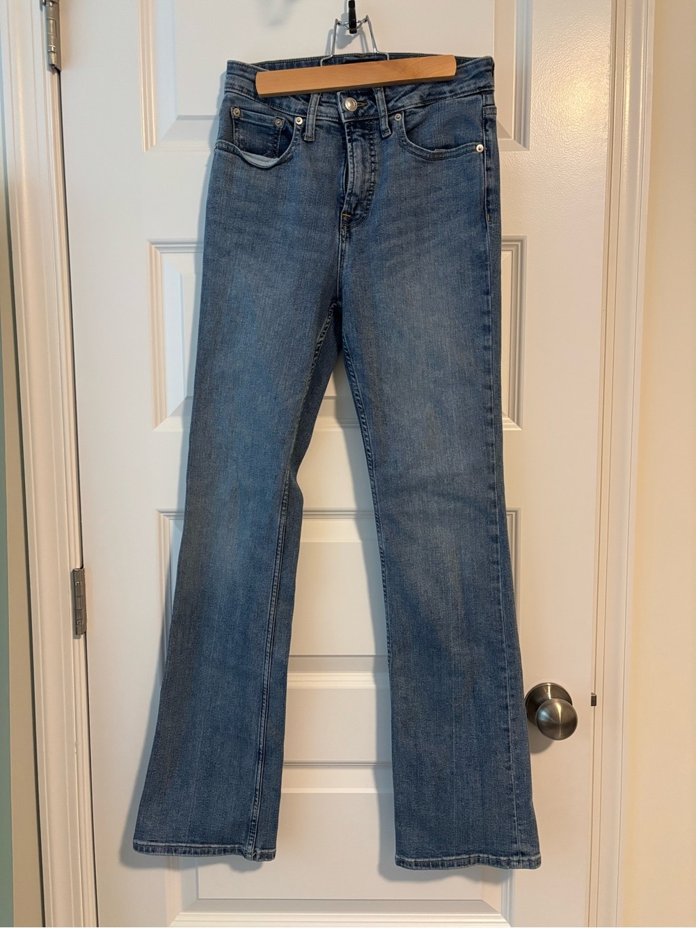 Free Assembly Medium Wash High Rise Bootcut Jeans Size 4
